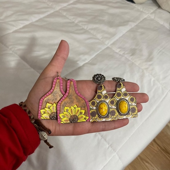 Jewelry - Cattle tag earrings